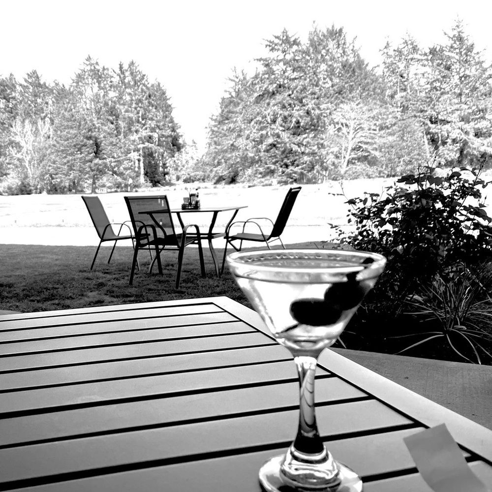 The Cove Restaurant - Dine outside with a view! - New American Near Me - Long Beach, Washington The Cove Restaurant - Dine outside with a view! - New American Near Me - Long Beach, Washington