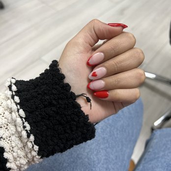 L Nails - Acrylic Full set - Nail Salons Near Me - Charlotte, North Carolina