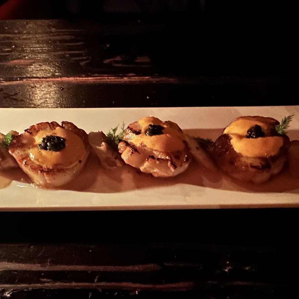 Gaslamp - Diver sea scallops - Steakhouses Near Me - Kailua, Hawaii Gaslamp - Diver sea scallops - Steakhouses Near Me - Kailua, Hawaii