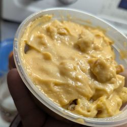 Persephone Grae's Cafe & Juice Bar - Mac n cheese. It's smokey and bacony!