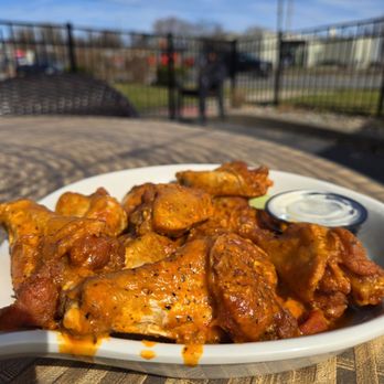 Vicino’s Brick & Brew - Roasted red pepper wings - Cocktail Bars Near Me - Syracuse, New York Vicino’s Brick & Brew - Roasted red pepper wings - Cocktail Bars Near Me - Syracuse, New York