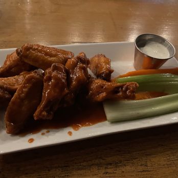 The Firkin Pub & Grill - Buffalo Wings were hot! - American Near Me - Long Beach, California