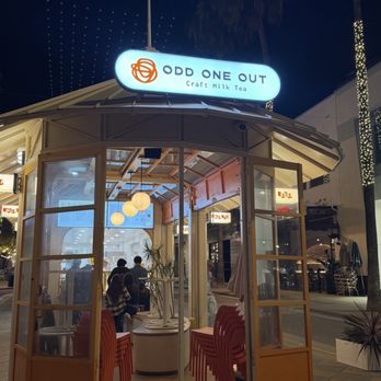 Odd One Out Tea - Bubble Tea Near Me - Santa Monica, California