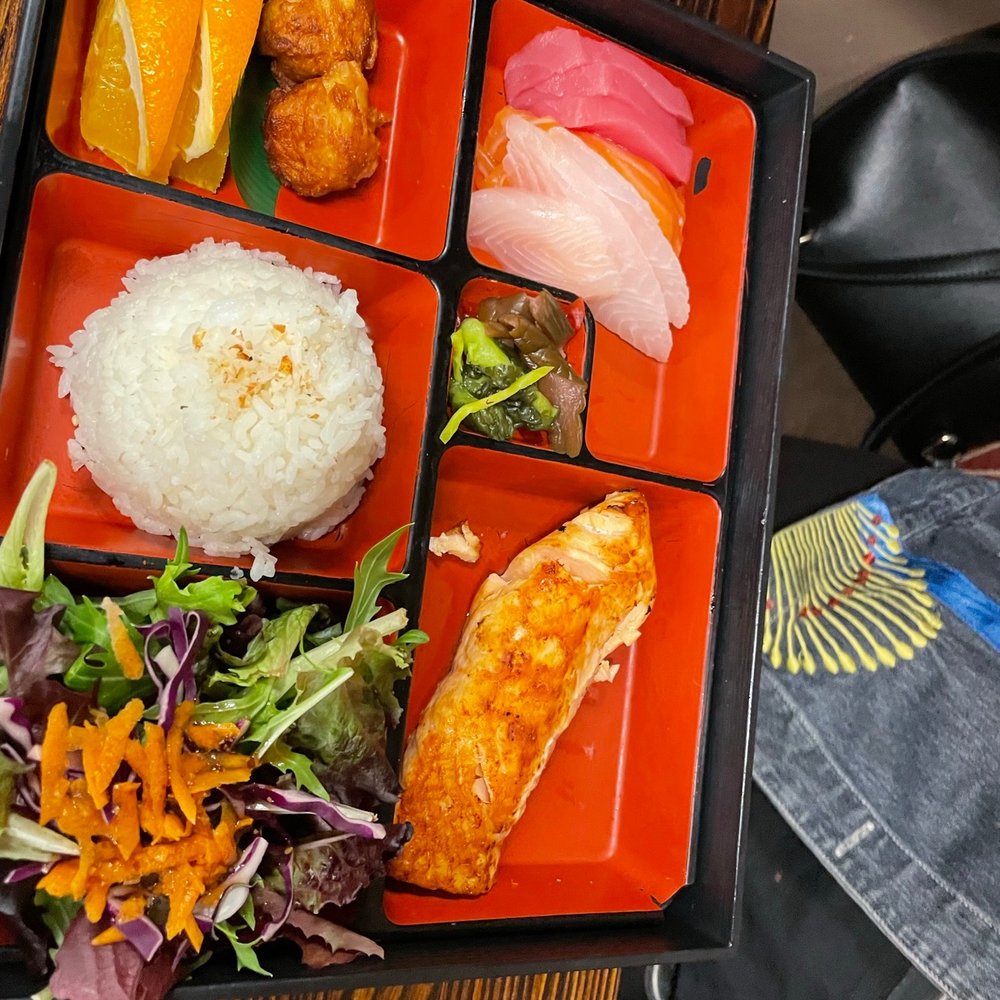 Harbour - Two item bento - Japanese Near Me - Palmdale, California