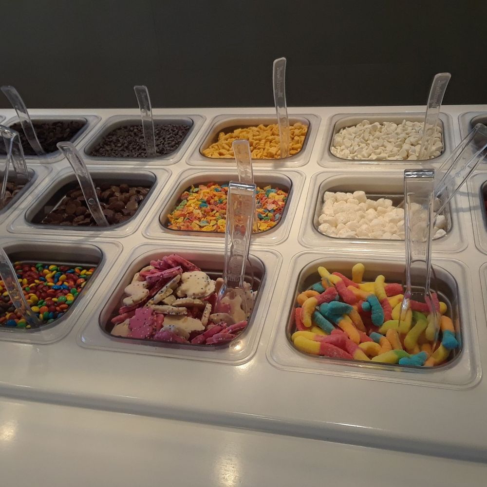 Yogurtland - Ice Cream & Frozen Yogurt Near Me - Fontana, California
