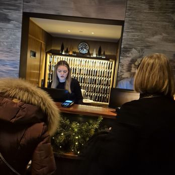 Shinola Hotel - Desk - Hotels Near Me - Detroit, Michigan Shinola Hotel - Desk - Hotels Near Me - Detroit, Michigan