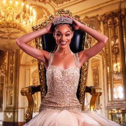 World Boss Studios - Queen