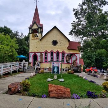 Crystal Connection - Pretty location...stones everywhere! - Home Decor Near Me - Wurtsboro, New York