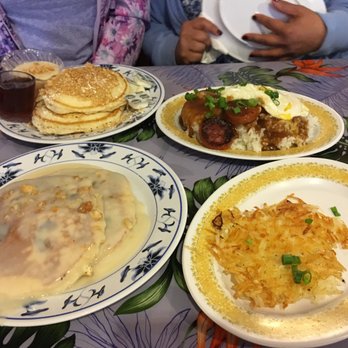 808 Grindz Cafe - Cafes Near Me - Lahaina, Hawaii