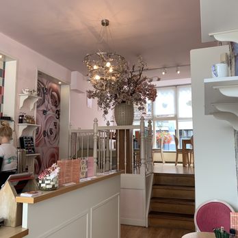 Ten To Three Cafe & Bakery - Cozy and beautiful - Cafes Near Me - Delft, ZH Ten To Three Cafe & Bakery - Cozy and beautiful - Cafes Near Me - Delft, ZH