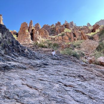Siphon Draw Trail inc. Flatiron, Superstition Mountain - Hiking Near Me - Apache Junction, Arizona