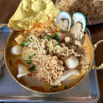 Sanae Thai Eatery - Mama Hot Pot - Thai Near Me - Portland, Oregon Sanae Thai Eatery - Mama Hot Pot - Thai Near Me - Portland, Oregon