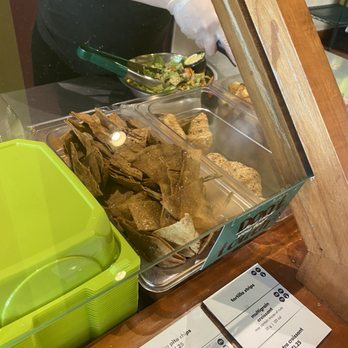 Salata - Inside - Salad Near Me - Dallas, Texas