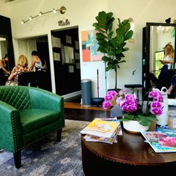 Wanderlust Salon - Seating area