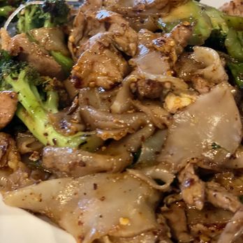 Thailicious27 - Beef Thai spicy pad see ew - Thai Near Me - Davenport, Florida