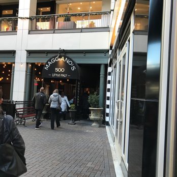 Maggiano's Little Italy - Outside - Italian Near Me - Denver, Colorado