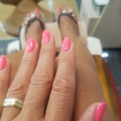 Bella Hair & Nails - Beautiful job by Carina! Gel manicure