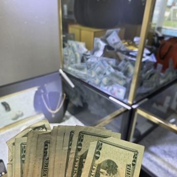 Racci Gold - Money i got for my gold! - Jewelry Near Me - Pompano Beach, Florida Racci Gold - Money i got for my gold! - Jewelry Near Me - Pompano Beach, Florida