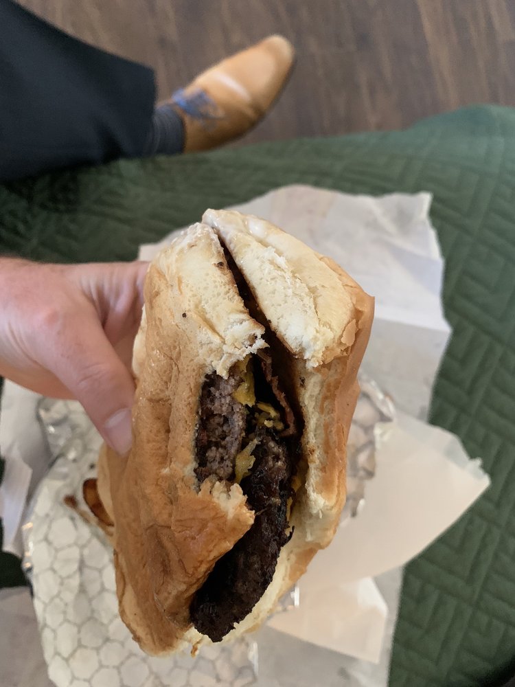 ZIP’S DRIVEIN Updated October 2024 21 Photos & 37 Reviews 1265 S