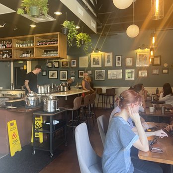 La Reunion - Bars Near Me - Dallas, Texas