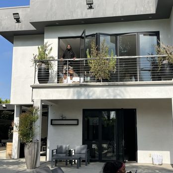 The Maimon Group - Master suite - Property Management Near Me - Los Angeles, California