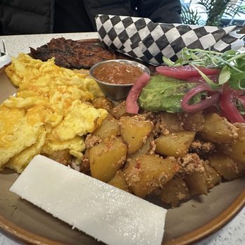 Almuerzo Café - Bistec - Breakfast & Brunch Near Me - Tustin, California Almuerzo Café - Bistec - Breakfast & Brunch Near Me - Tustin, California