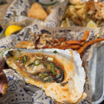 Fishetarian Fish Market - Bbq oyster maui wowi - Seafood Near Me - Bodega Bay, California Fishetarian Fish Market - Bbq oyster maui wowi - Seafood Near Me - Bodega Bay, California