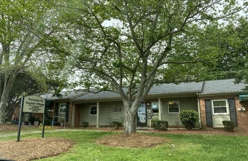 ENGLISH VILLAGE Updated September 2024 631 Fagg Dr, Eden, North