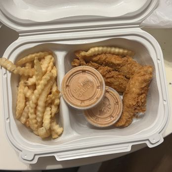 Raising Cane's Chicken Fingers - This is a $12 meal? Absolute garbage. - Fast Food Near Me - Carson, California Raising Cane's Chicken Fingers - This is a $12 meal? Absolute garbage. - Fast Food Near Me - Carson, California
