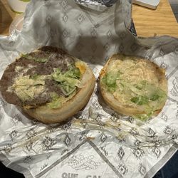 Dou Double Del Cheeseburger with "lettuce"