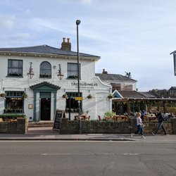 The Swan - New owner, new name for 2022