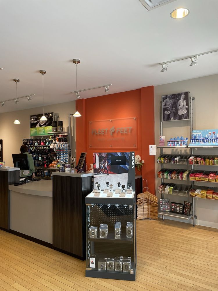 FLEET FEET WEST LAFAYETTE Updated October 2024 32 Photos & 19