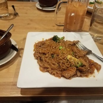Little Bangkok - Thai Near Me - Wyoming, Michigan