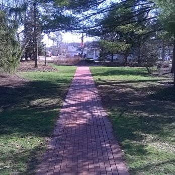 Lincoln Park - Parks Near Me - Zionsville, Indiana