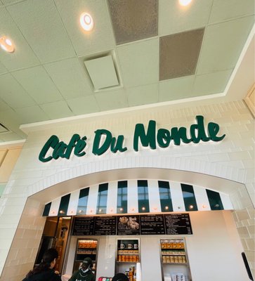 Cafe Du Monde by null