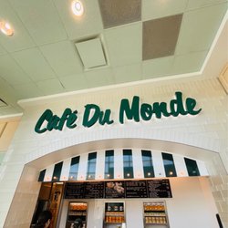 Cafe Du Monde - Just like the one by Jackson Square