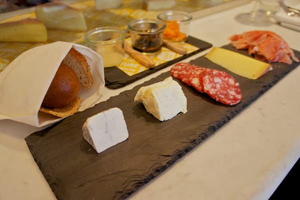 Murray's Cheese Bar by null