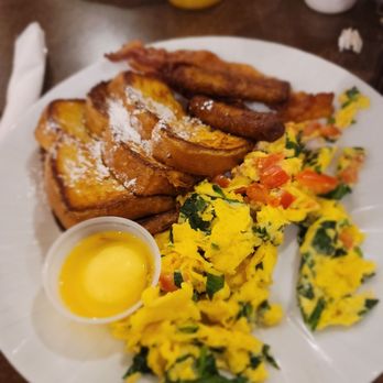 Marilyn's Cafe - French toast - Diners Near Me - Las Vegas, Nevada Marilyn's Cafe - French toast - Diners Near Me - Las Vegas, Nevada