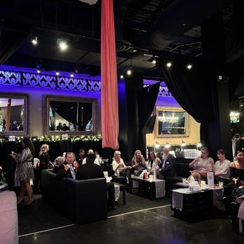 Suite Restaurant / Lounge - The Platinum room which features the Aerialst performances - Bars Near Me - Bellevue, Washington Suite Restaurant / Lounge - The Platinum room which features the Aerialst performances - Bars Near Me - Bellevue, Washington