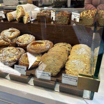 Republik Coffee Burbank - Cafes Near Me - Burbank, California