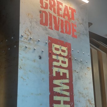 Great Divide Brewhouse and Kitchen - Brewpubs Near Me - Denver, Colorado