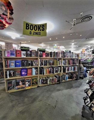 Amoeba Music by null