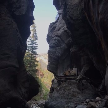 Box Canyon Waterfall and Park - Dark and cool - Parks Near Me