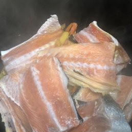 Fish bones! Fish bones!