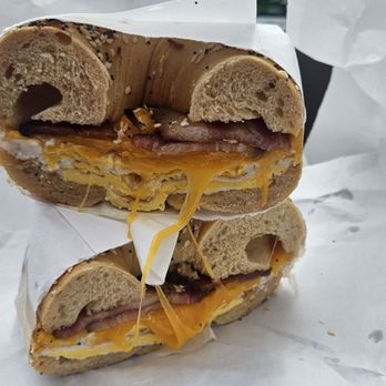 Gotham Bagels - Lakeview  - Breakfast bagel - Bagels Near Me - Chicago, Illinois