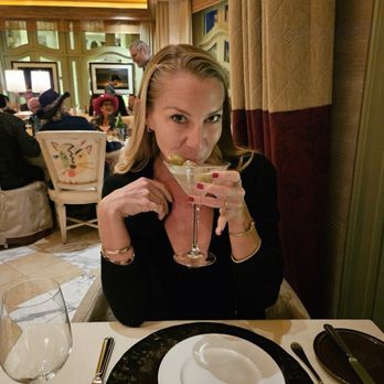 Four Sixes Ranch Steakhouse - Martini time - Steakhouses Near Me - Las Vegas, Nevada