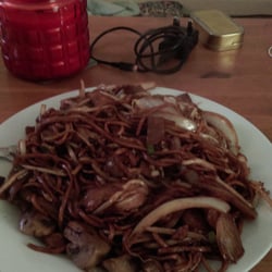Peking Palace - Chicken chow main
