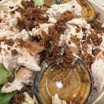 Cowboy Chicken - Monterey Salad - American Near Me - Baton Rouge, Louisiana Cowboy Chicken - Monterey Salad - American Near Me - Baton Rouge, Louisiana