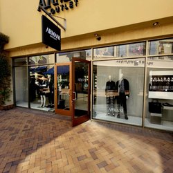 Armani Outlet