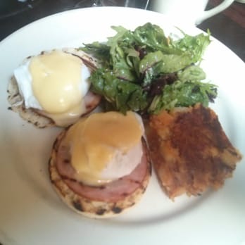 Fred's Restaurant - Eggs benedict prix fix - Breakfast & Brunch Near Me - New York, New York Fred's Restaurant - Eggs benedict prix fix - Breakfast & Brunch Near Me - New York, New York